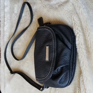 Small black bag(only $4 with any other purchase over 10$)